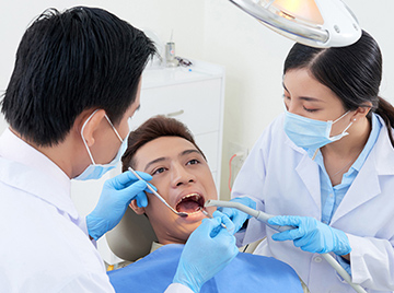 What to Expect From Recovery Period After Dental Implant Surgery